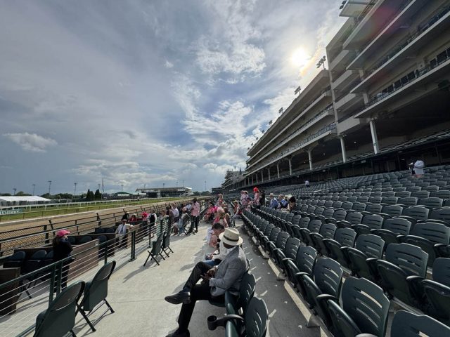 Churchill Downs Tour